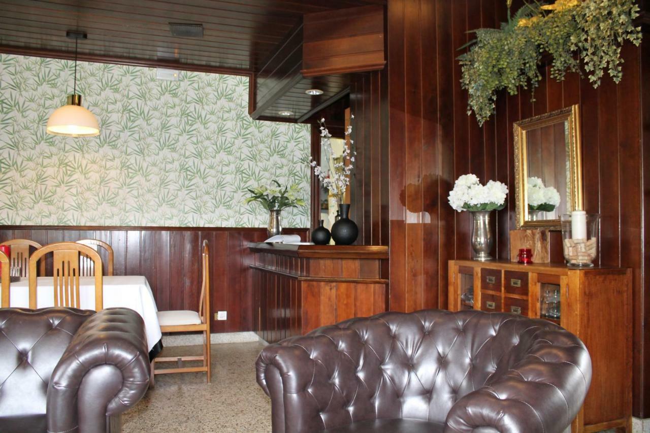 Hotel Montero Mondoñedo Buitenkant foto